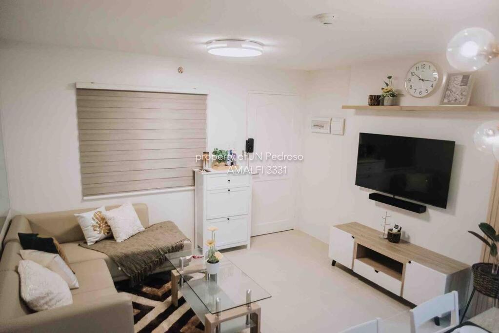 Work-Friendly Mountain-View Condo Near Sm Seaside Cebu Stadt Exterior foto